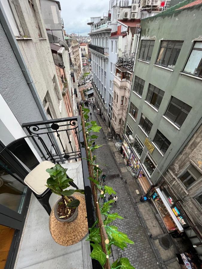 Royal Galata Hotel Istanbul Exterior photo