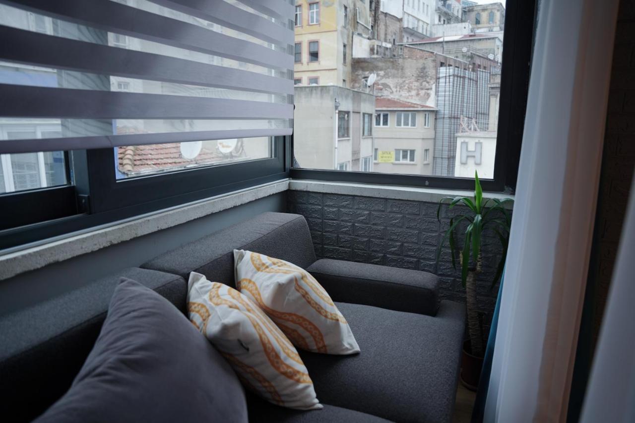 Royal Galata Hotel Istanbul Exterior photo